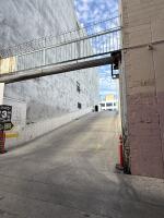 905 Maple Ave., Los Angeles, CA parking lot